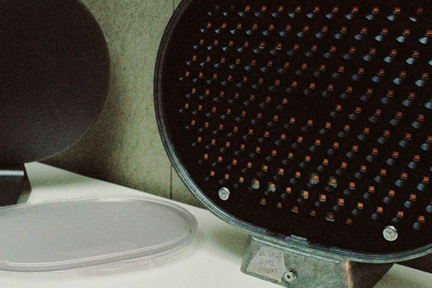 stories-flos-issue-4-jasper-morrison-and-oplight-05a