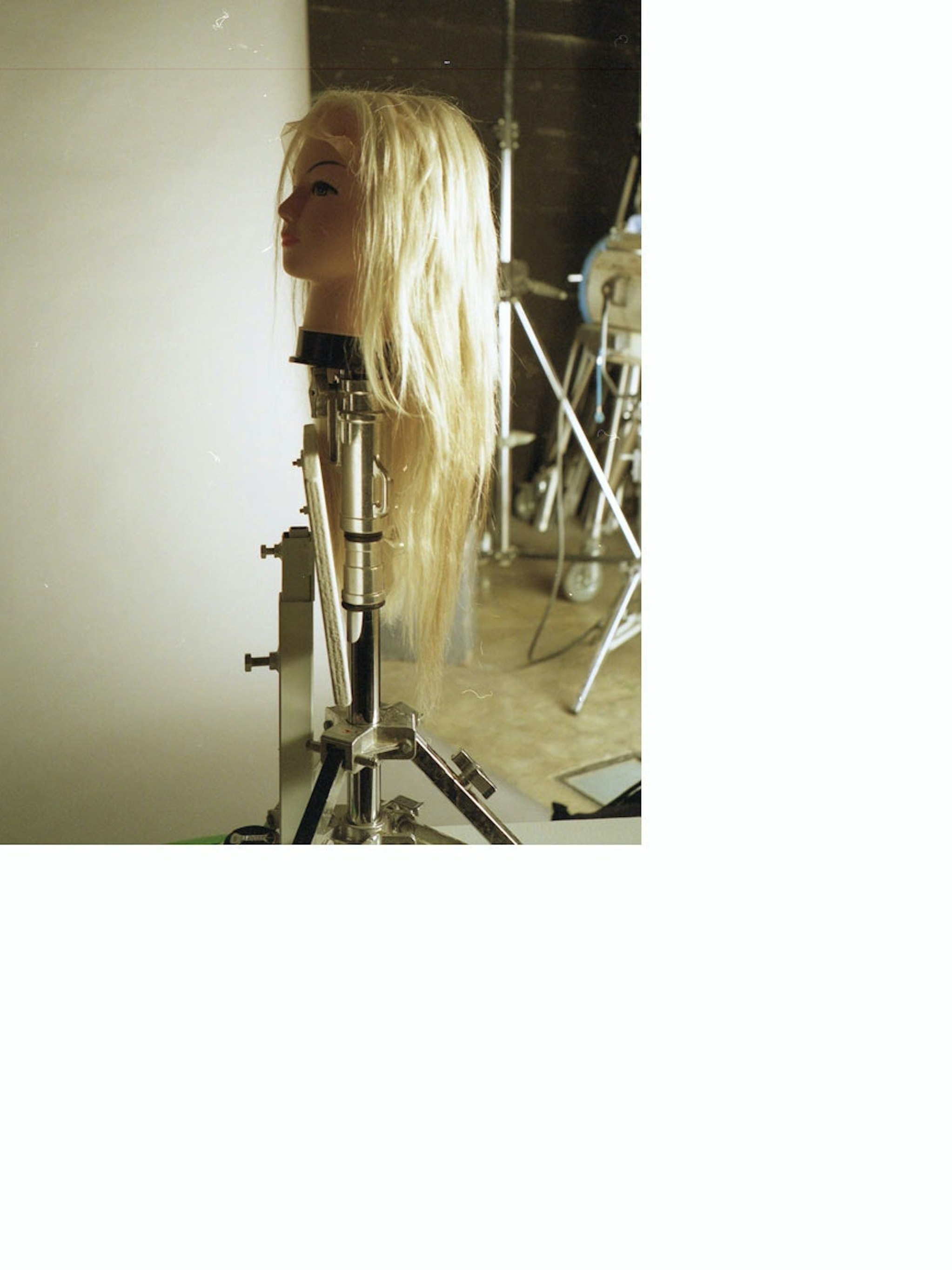 stories-la-plus-belle-shop-flos-06a