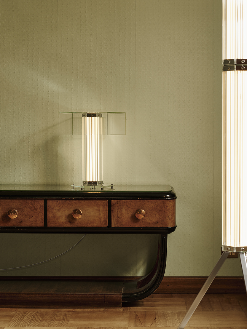 superwire-table-flos-decorative-R-01.jpg